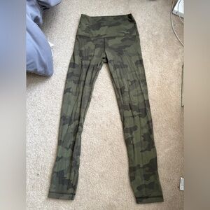 Size 4 25” camo aligns